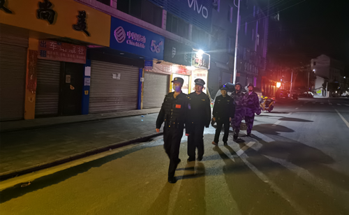 大木厂镇：平安“夜巡”守万家灯火