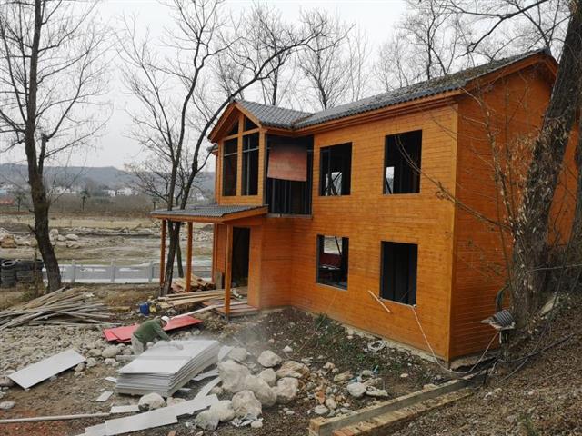 让房县乡村更富裕更文明——中村村开展党员“四无”争创活动见闻