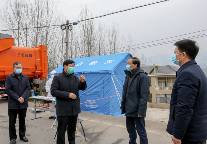 张维国来房检查督导疫情防控工作