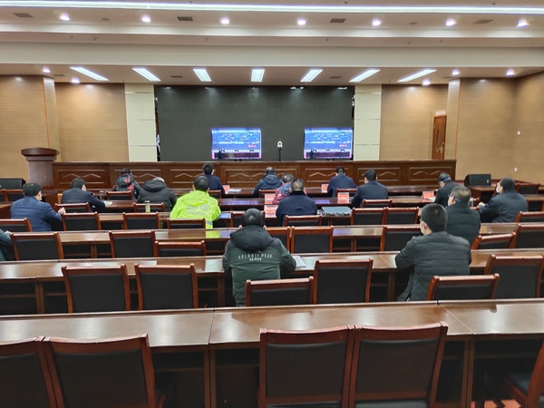 蔡贤忠在收看全市新冠肺炎防控视频调度会后要求：再加力度 再加措施 全力打赢疫情防控阻击战