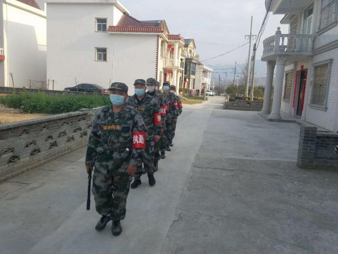 化龙堰镇：民兵积极作为，筑牢“防疫堡垒”