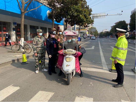 抗疫一线 铁娘子”挂帅 巾帼不让须眉