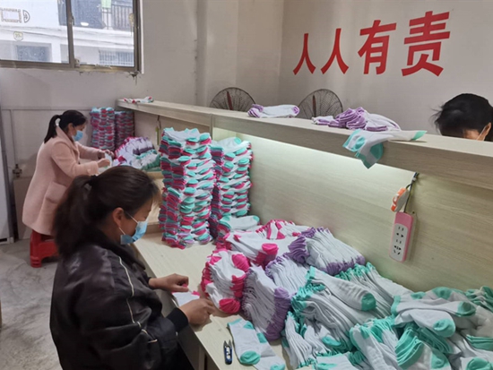 沙河乡：扎实推进扶贫车间复工复产