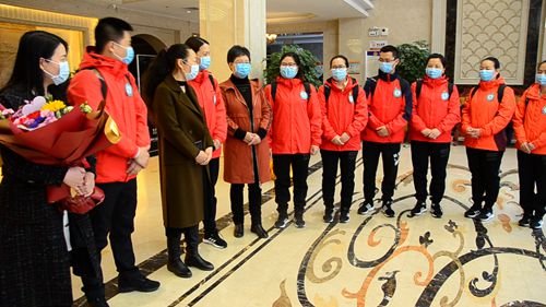 广西援助房县医疗队启程返桂