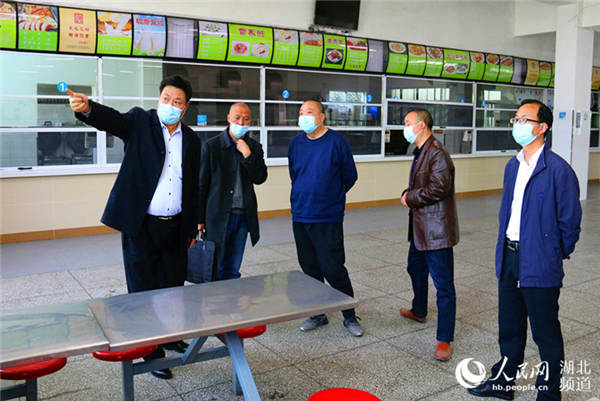 房县：贴近监督 精准护航复学复课