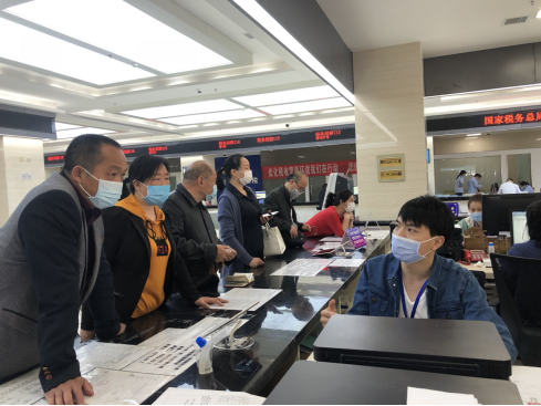 人社局“23℃人社服务”提升窗口服务质效