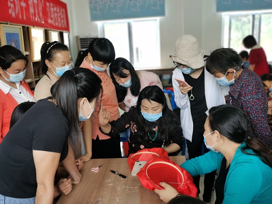 县妇联：手工刺绣技能培训，带你“绣”出生活新花样