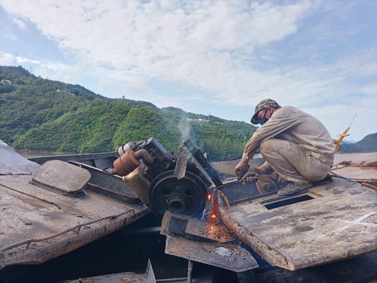 禁渔退捕 渔船上岸