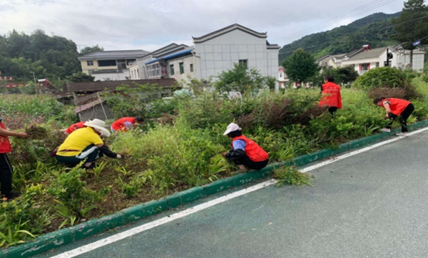 房县窑淮镇精准发力打造人居环境新面貌