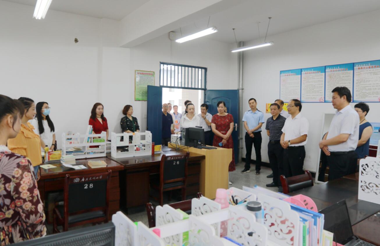 蔡贤忠：不忘立德树人初心 当好学生成长的引路人