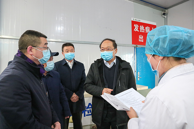 蔡贤忠检查指导疫情防控工作