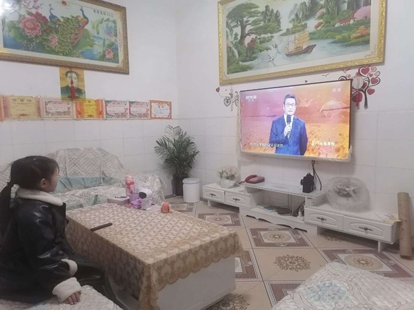 房县思源实验学校：学习孝心少年 感悟榜样力量