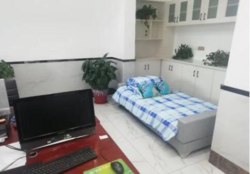 城关镇：把“床”搬进办公室