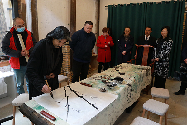 王玲到窑淮镇调研旅游康养业发展