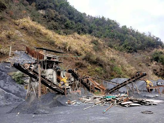 我县深入推进砂石料治理“风暴”行动