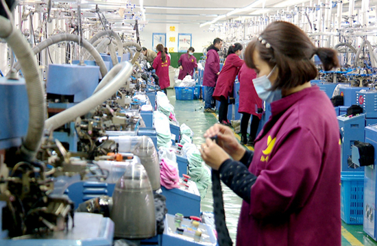 争分夺秒赶进度