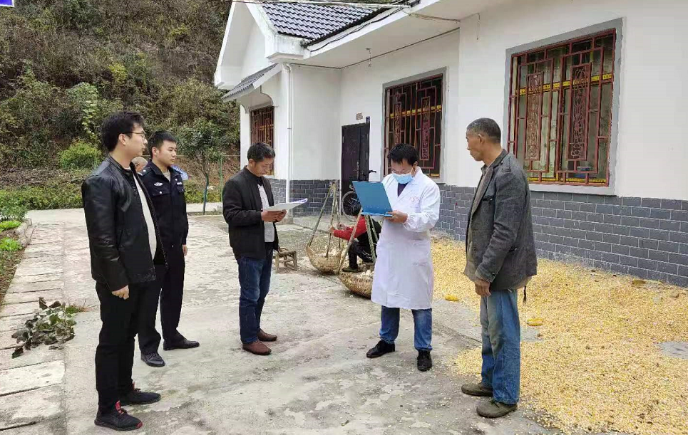 化龙堰镇：打好“防”“治”组合拳，为精神障碍患者撑起“关爱之伞”