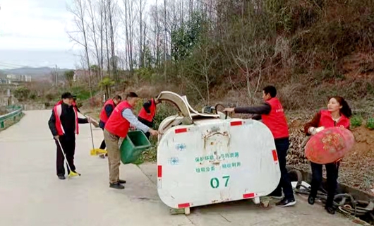 化龙堰镇：环境卫生“打擂台”美好生活“比”出来