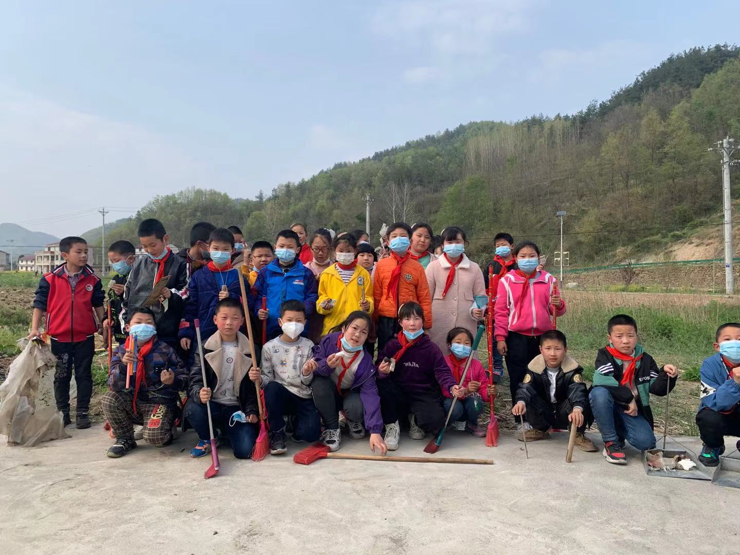 雷锋月：争做新时代向善向上好少年！