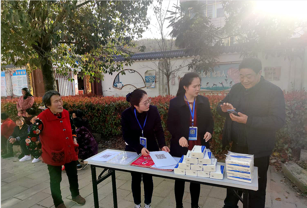 农商行化龙支行:甘当金融“店小二” 勇做纾困“贴心人”