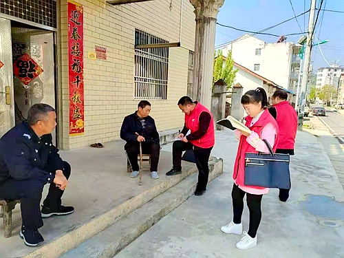 化龙堰镇：走深走实”五个专项行动”为民办实事