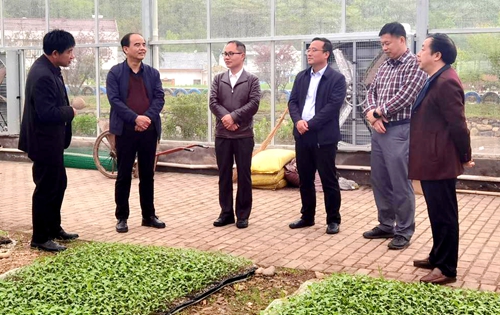 湖北省委讲师团在化龙堰镇开展“理论热点面对面”示范点建设调研