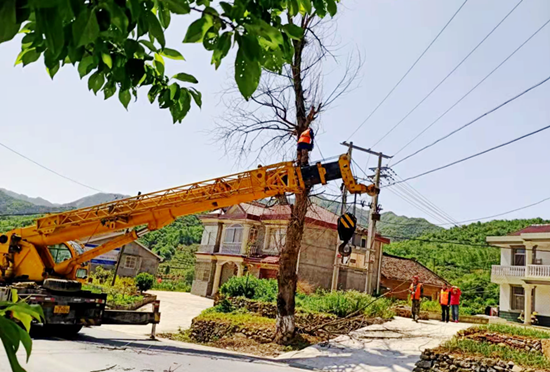 这个“五一”假期 房县交通人都在这里等你