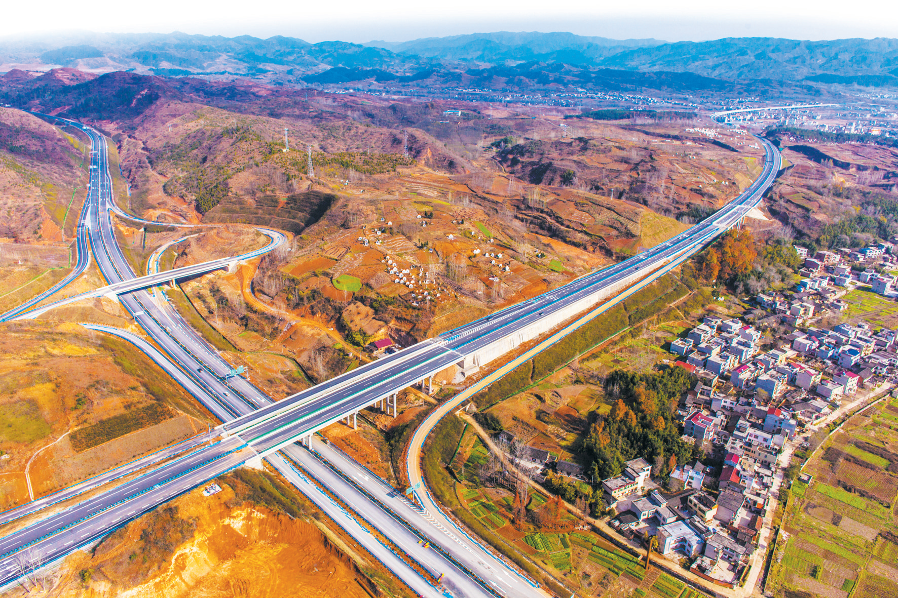 房县人民政府：百年辉煌路 今朝正风华