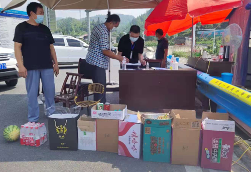 窑淮镇爱心捐赠 助力抗击疫情