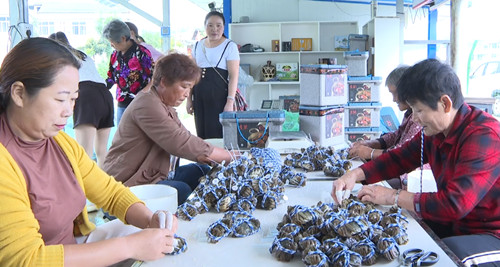 “蟹”逅大丰收  蟹农乐开花