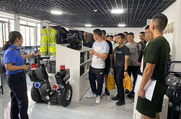 我县举办2021年首场退役军人专场招聘会