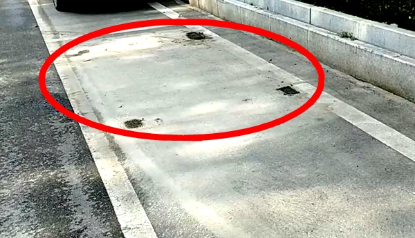 创文督导，这个“僵尸车”被请走