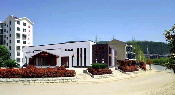 王玲调研文化礼堂建设时要求：加快建设进度 打造凝心聚气的群众舞台