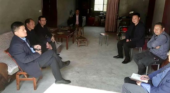 马兰起到大木厂镇东河村调研乡村振兴工作