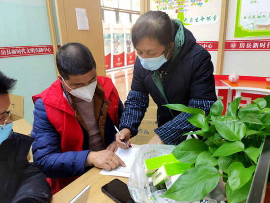 “邻里互助 药品共享”打通服务“最后一公里”