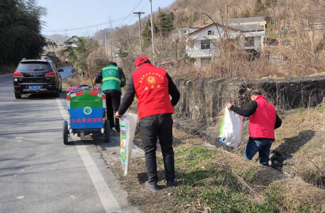 窑淮镇四举措抓人居环境治理整改工作