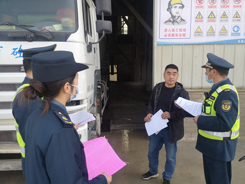 县交通执法部门开展“春雷行动”依法打非治违