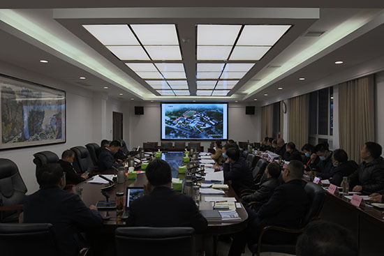 纪道清强调：加快推进县二中迁址改扩建项目 促进全县教育事业健康发展