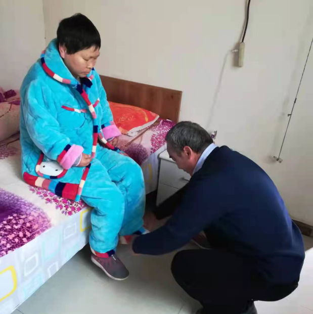 中坝乡鄢禄：二十年命数如织 长相依坚如磐石