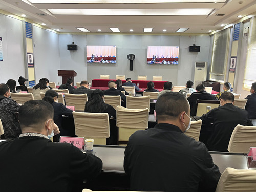 房县召开稳就业和高校毕业生就业创业工作会议