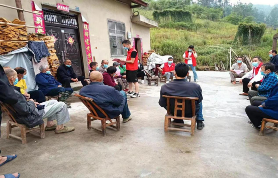 红塔镇：反诈宣传进地头 守住群众“养老钱”