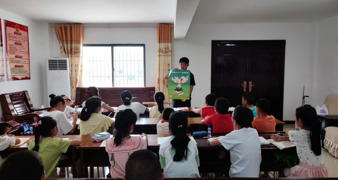 “扫黄打非”齐宣传 “护苗行动”助成长