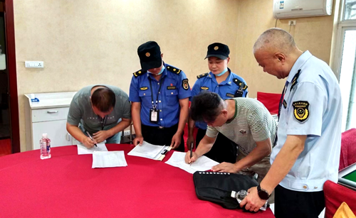 房县城管：开展“双随机一公开”部门联合执法检查