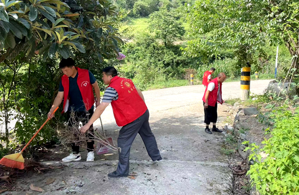 五台乡：“党建+创文” 共发力，共绘创文“同心圆”