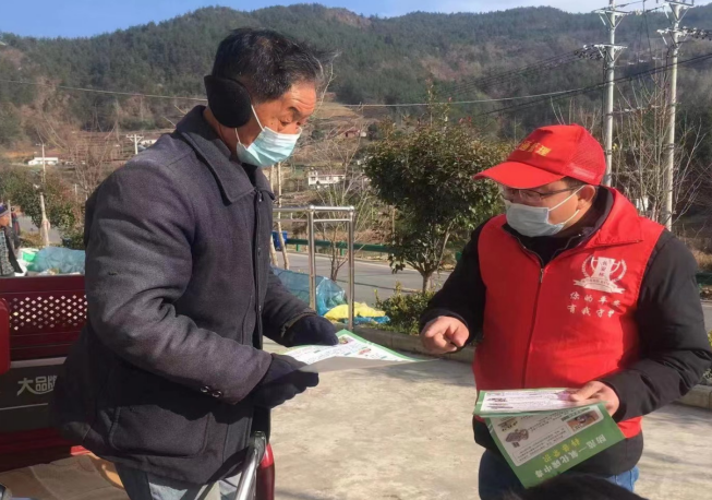 青峰镇把“敲门行动”做深做实 以实际行动书写“民生答卷”