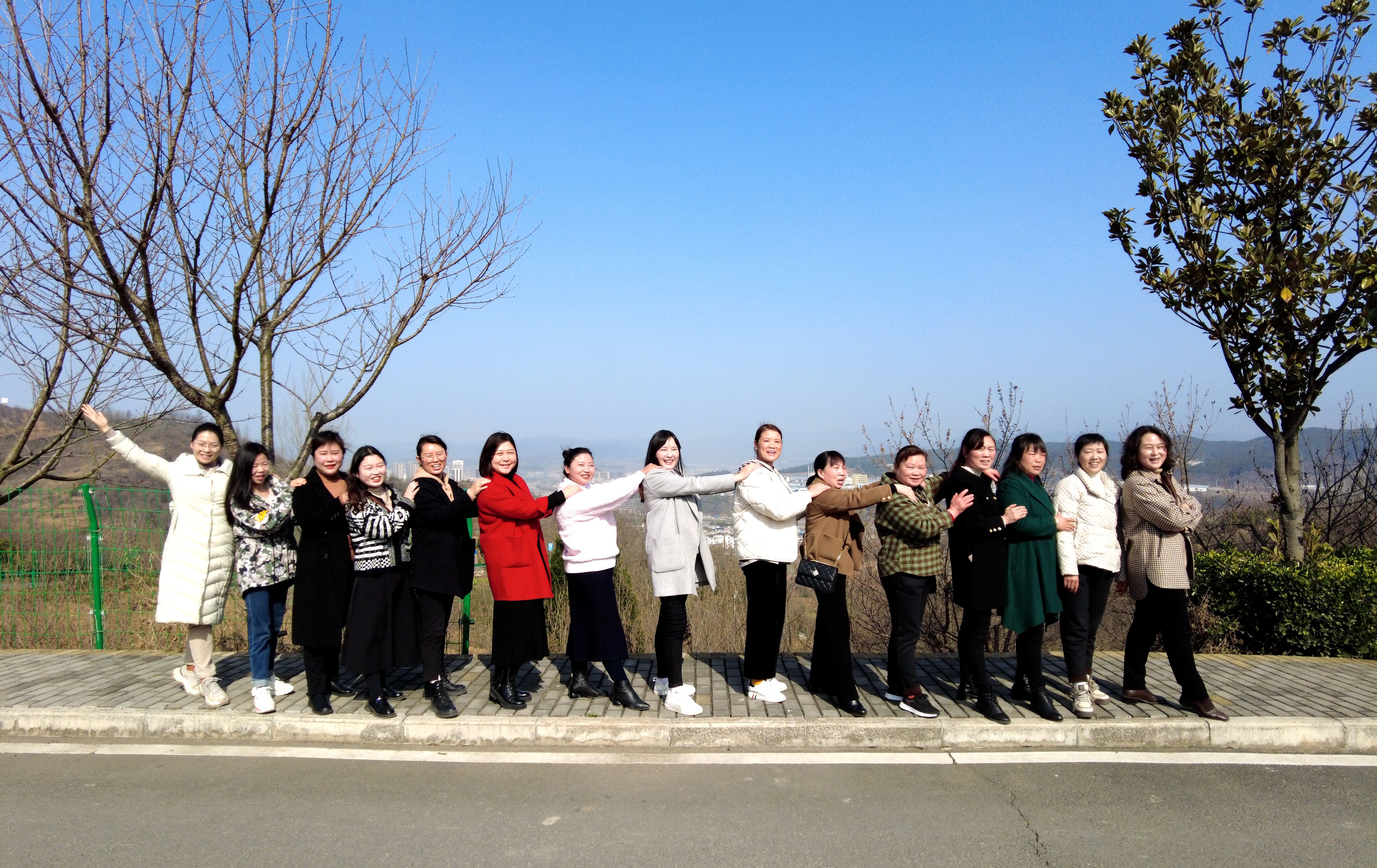 县退役军人事务局：学习道德模范 强化能力建设