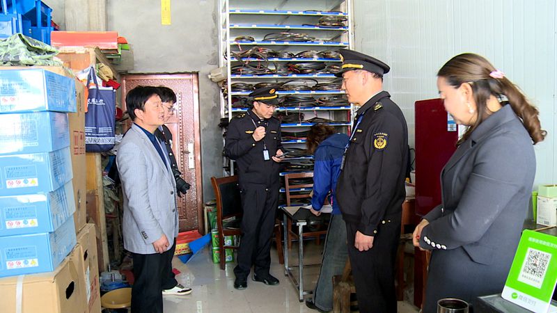 县农机服务中心：农机打假护春耕