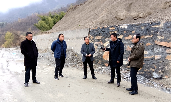 房县交通运输局：加快推进中宝路工程建设