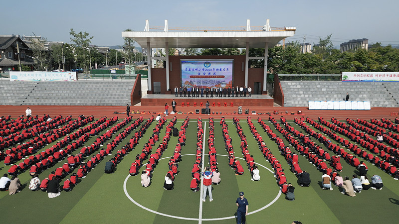 我县开展“5·12”防震应急演练暨宣传教育活动