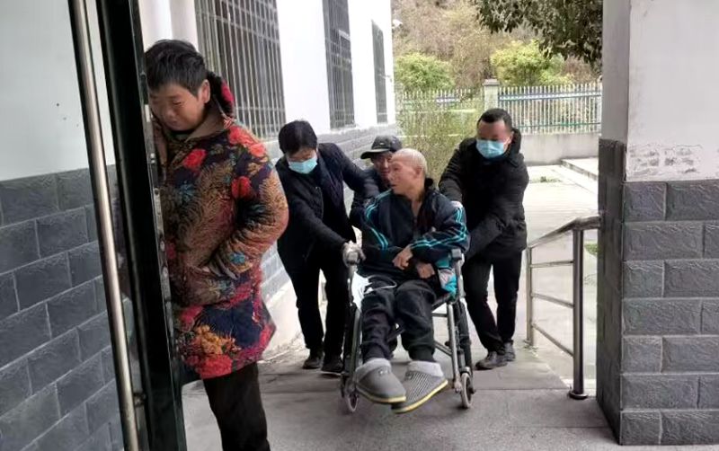 大木厂镇：“三大行动”帮助困难家庭渡过难关